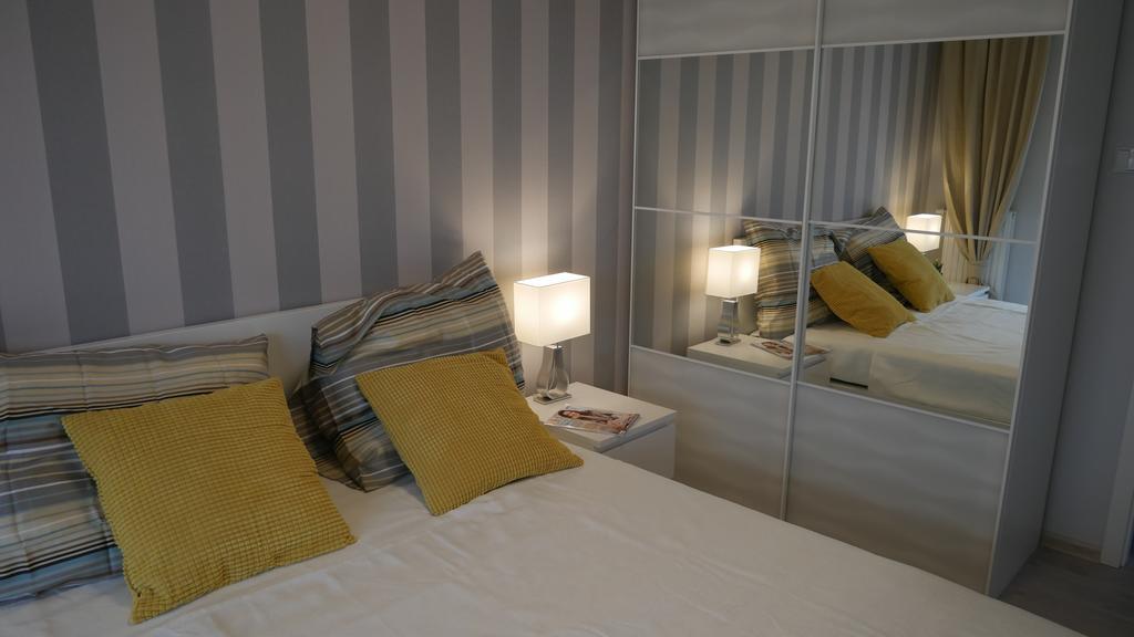 Apartament Blue Sky โควอบเซก ภายนอก รูปภาพ